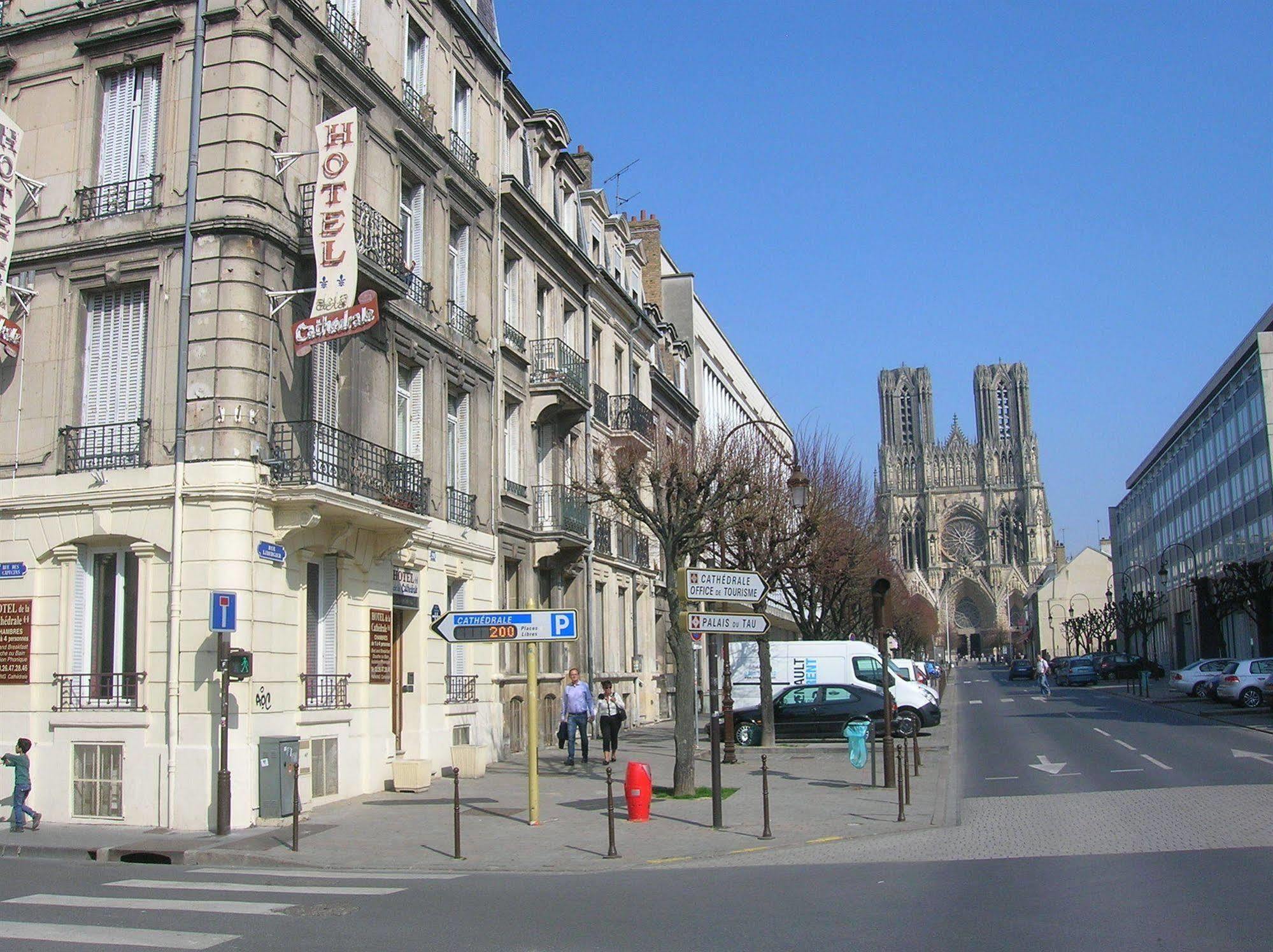 Hotel De La Cathedrale Reims Exterior foto
